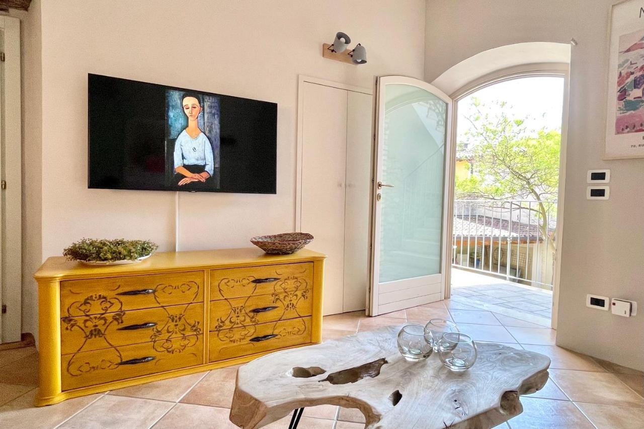 Borgo Dei Sogni Apartment ซานเฟลีเช เดล เบนาโก ภายนอก รูปภาพ
